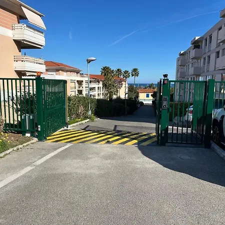 New With Balcony And Parking Appartement *